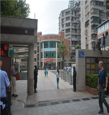 广州东风东路小学.JPG